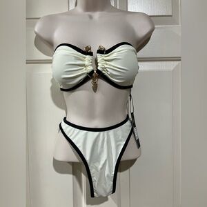 Fashion Nova NWT woman size medium 2 piece swim suit